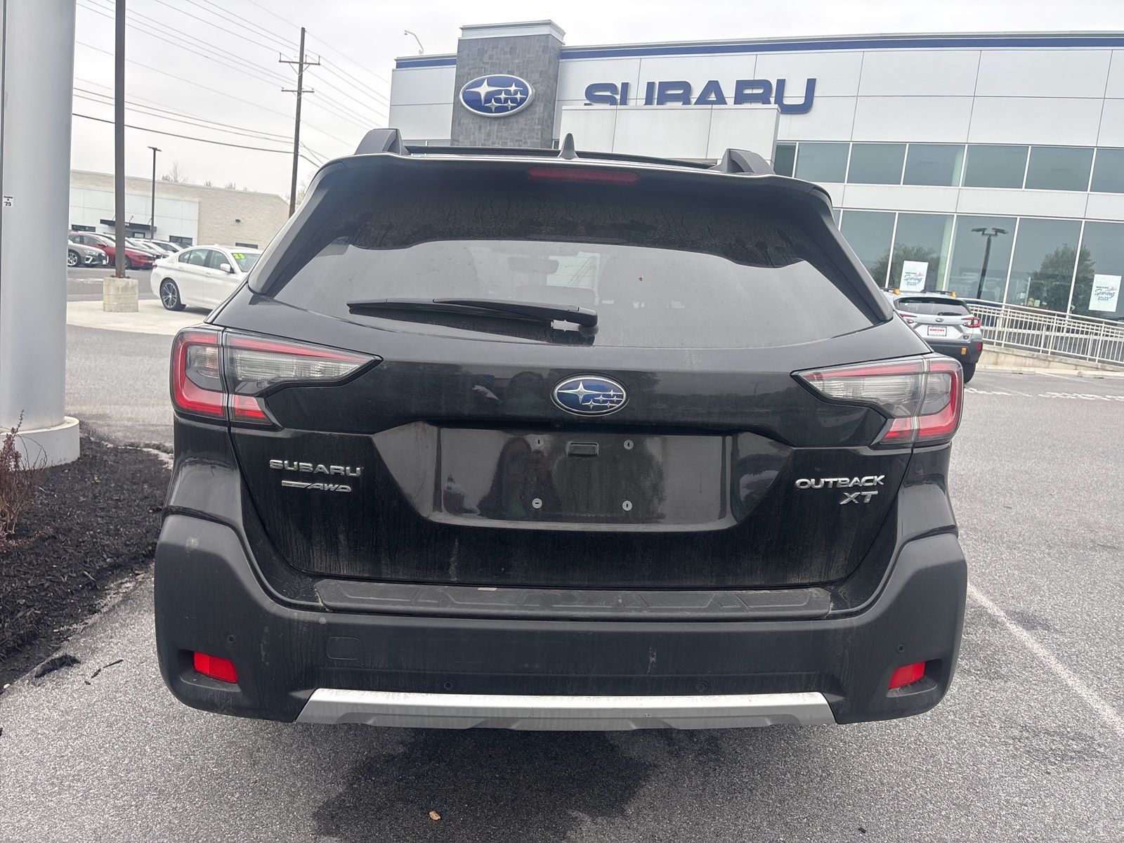 View vehicle photo 5