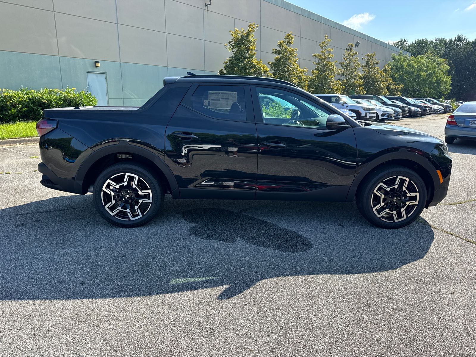 2025 Hyundai Santa Cruz Limited photo 3