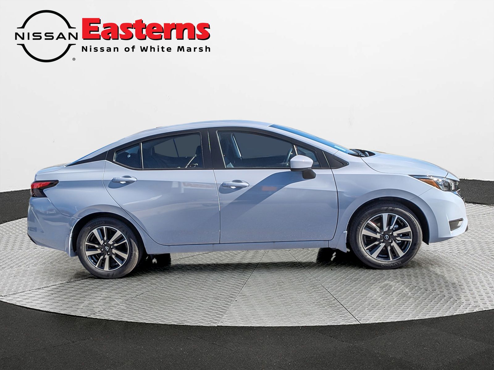 2025 Nissan Versa Sedan SV photo 3