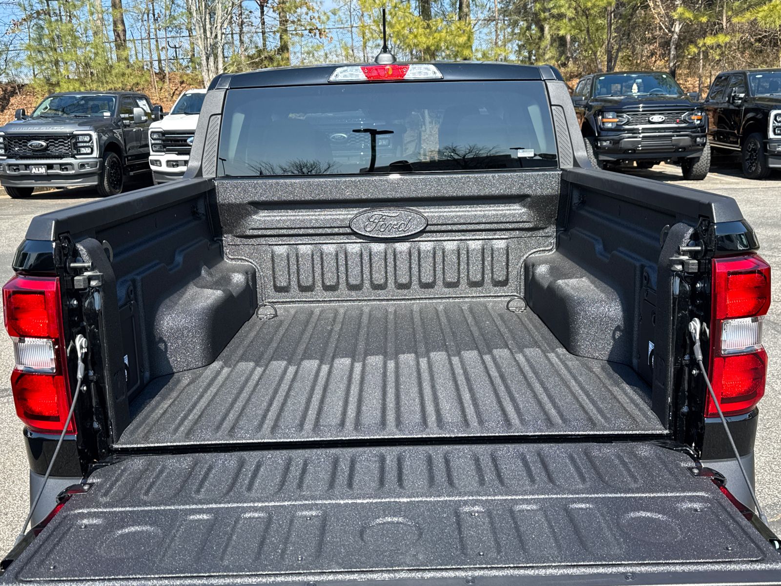 New 2026 Shadow Black Ford XLT image 19