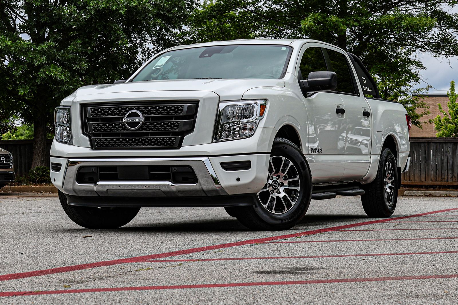 Used 2024 White Nissan SV image 2