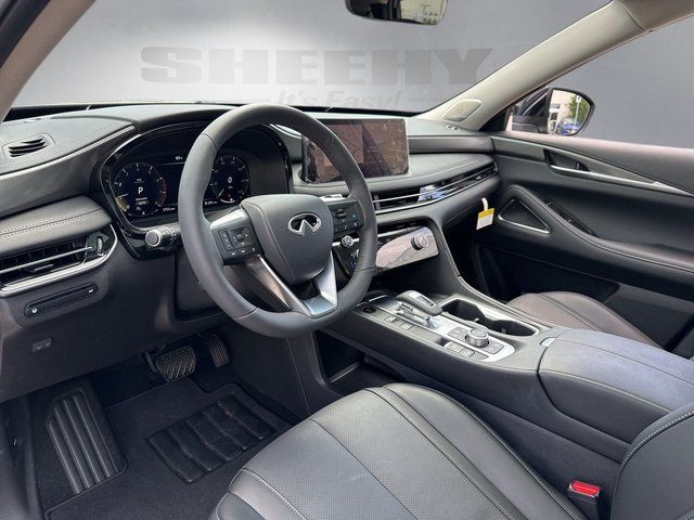 Used 2026 Black INFINITI LUXE image 3