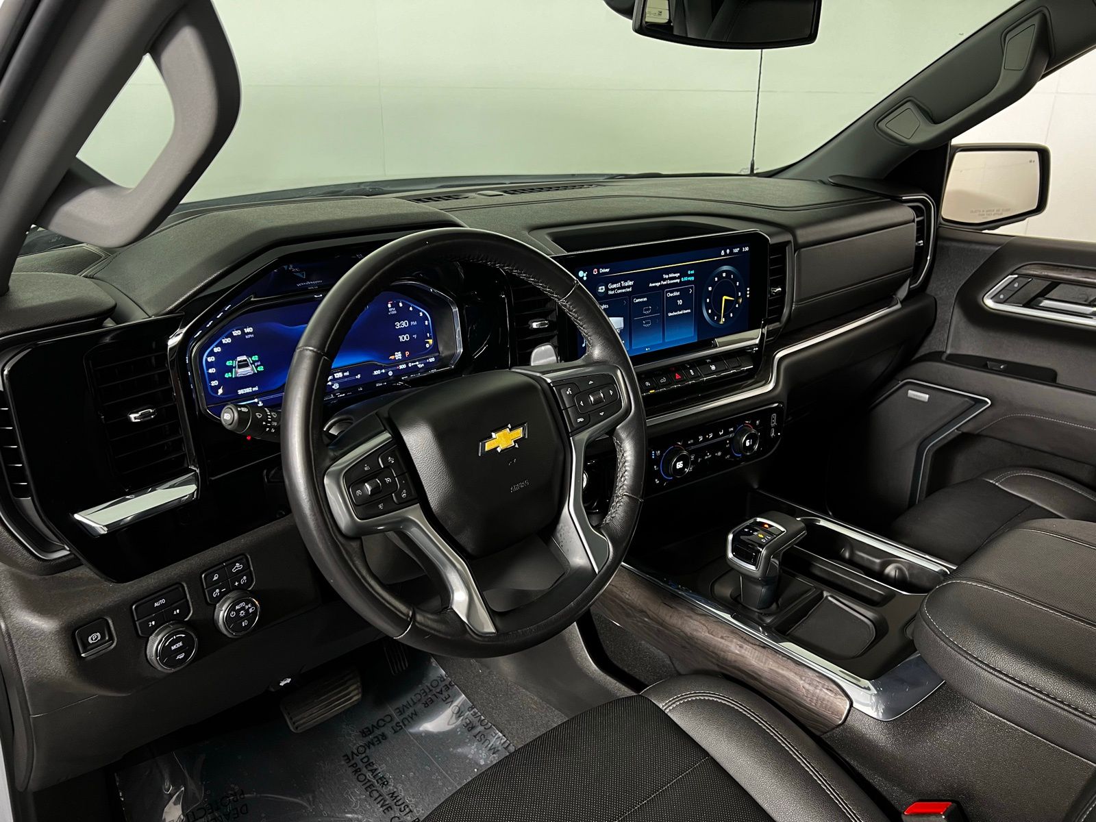 2023 Chevrolet Silverado 1500 LTZ 12