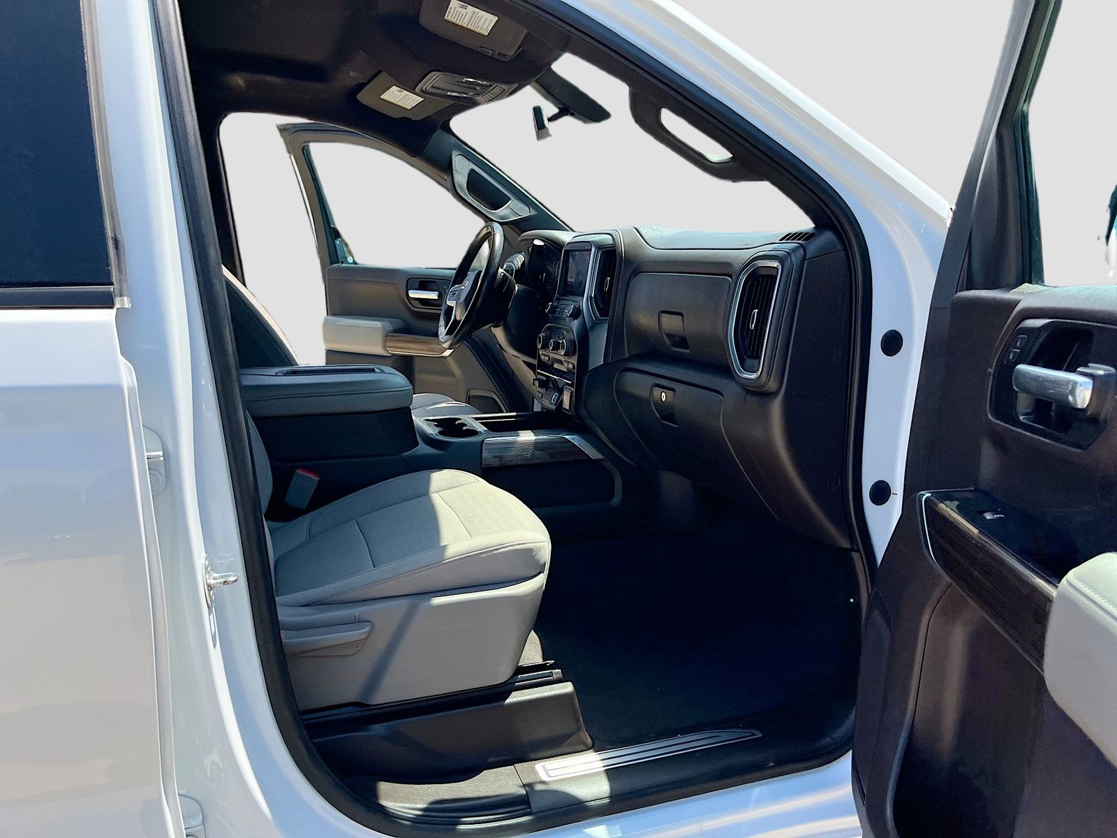 Used 2021 Beige Chevrolet LT Trail Boss image 27