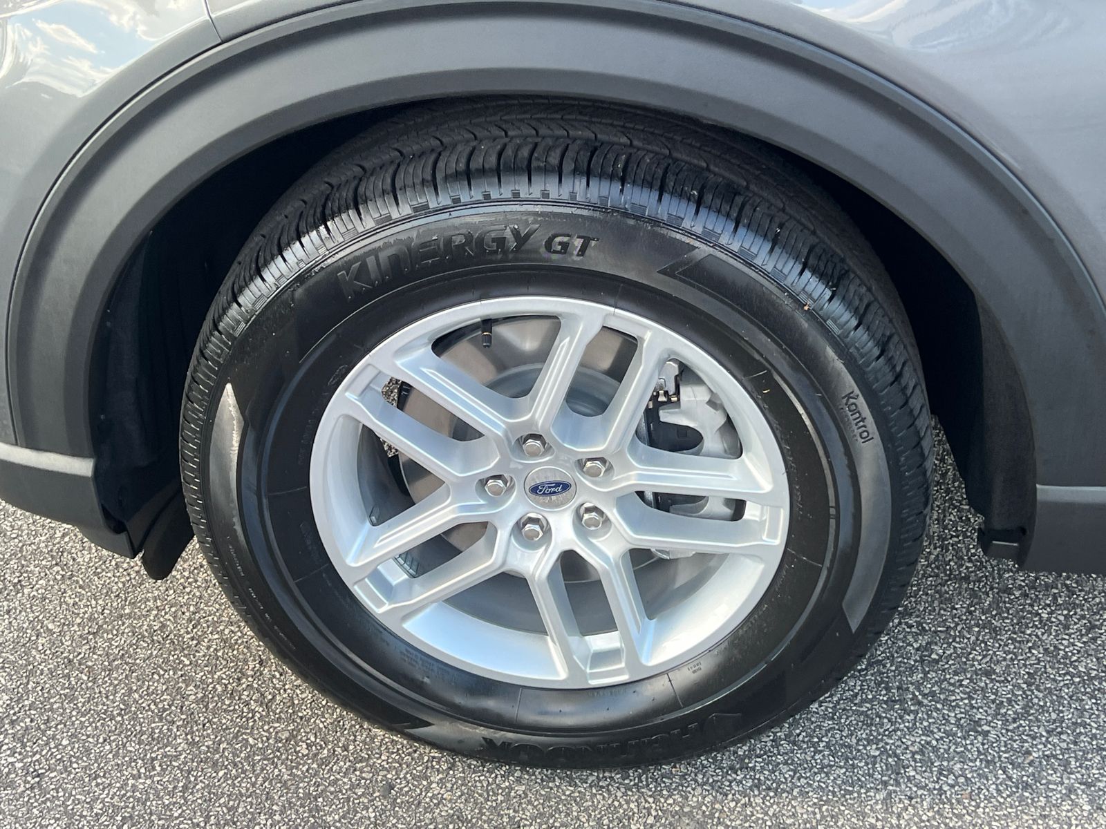 New 2026 Carbonized Gray Metallic Ford Active image 13