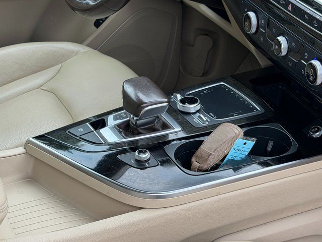 Used 2019 Carrara White Audi 55 Premium image 34