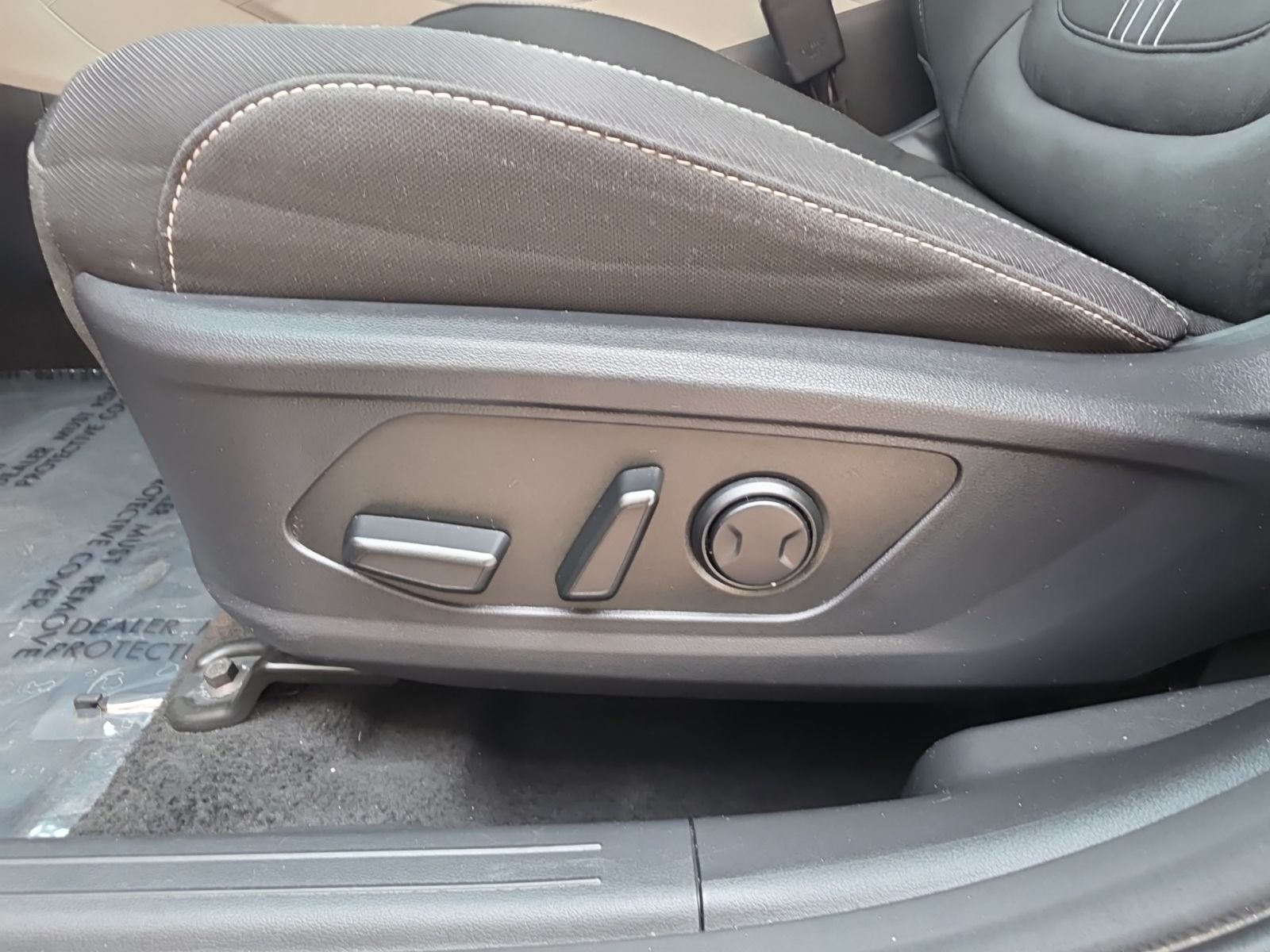Used 2024 Black Hyundai SEL image 37