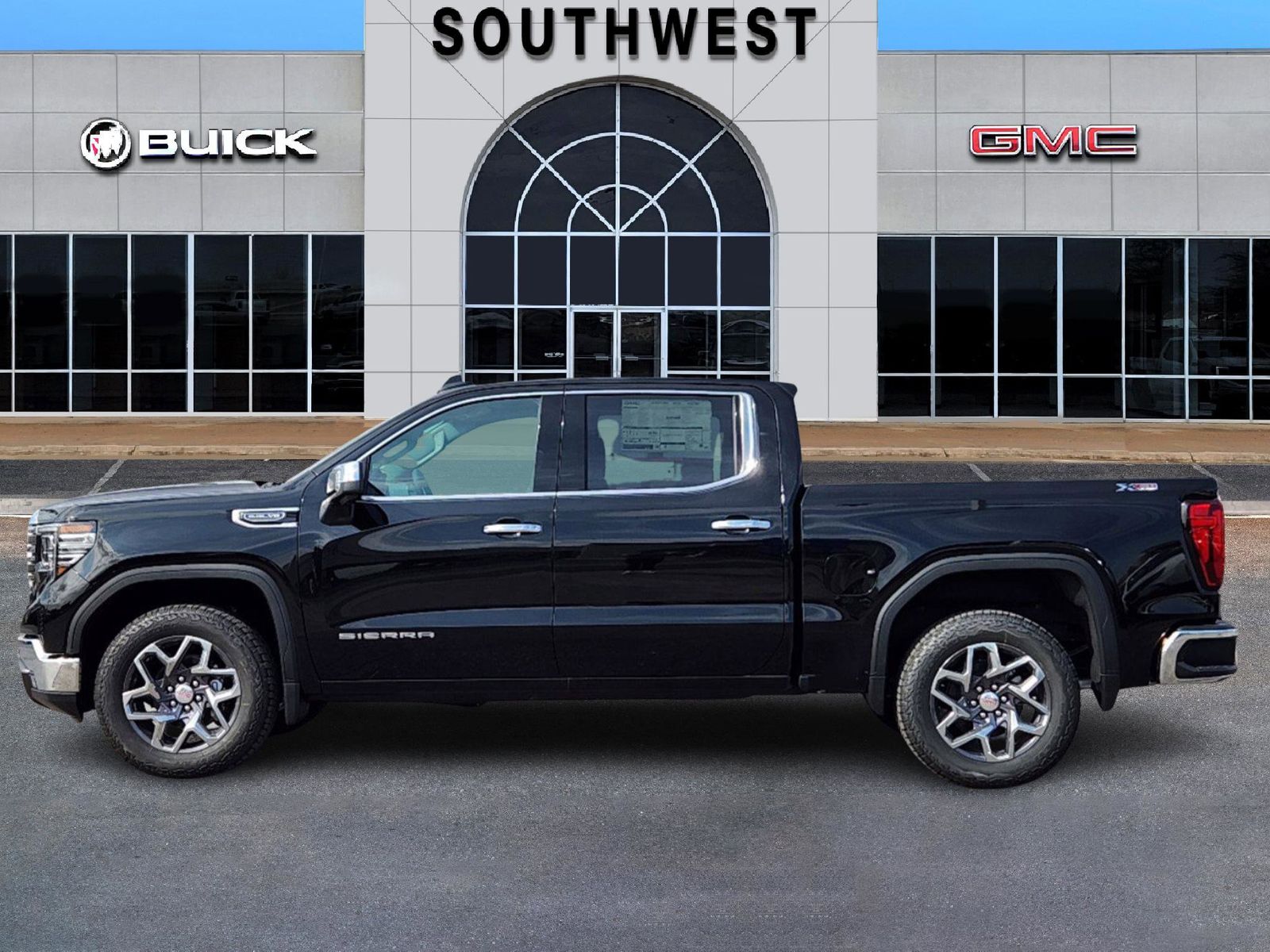 2025 GMC Sierra 1500 SLT 3