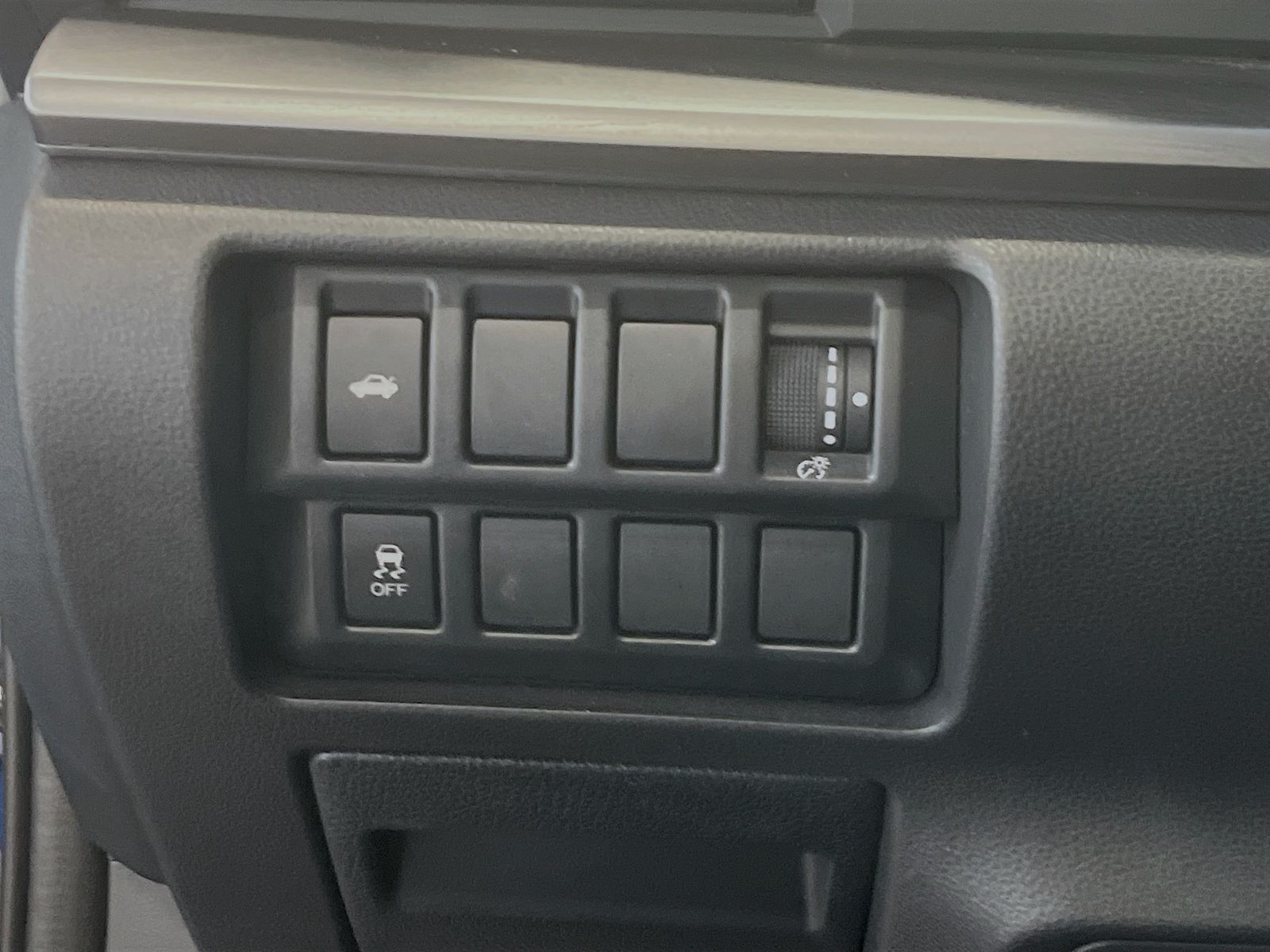 Used 2023 Blue Subaru Base image 10
