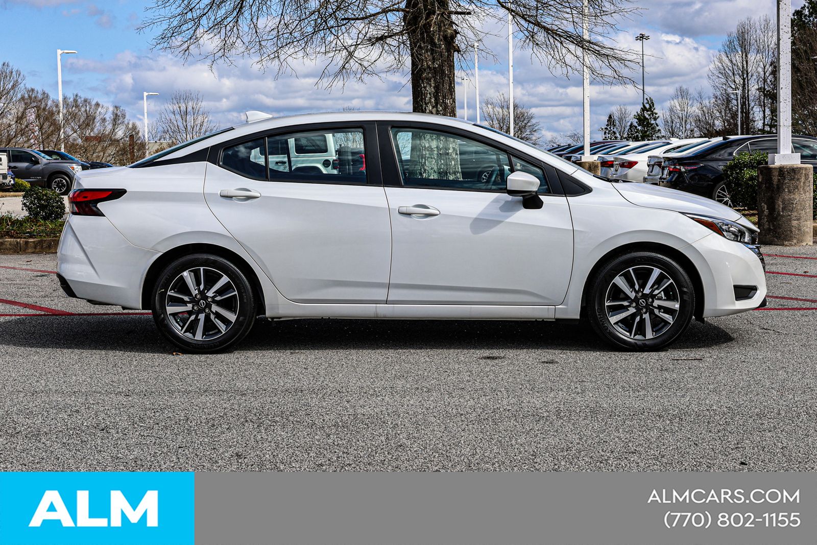 Used 2025 White Nissan 1.6 SV image 11