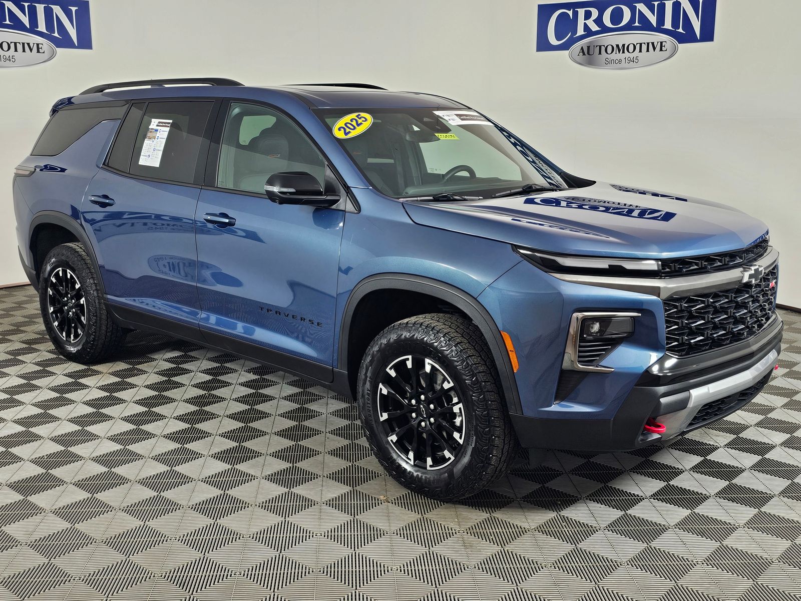 View vehicle photo 7