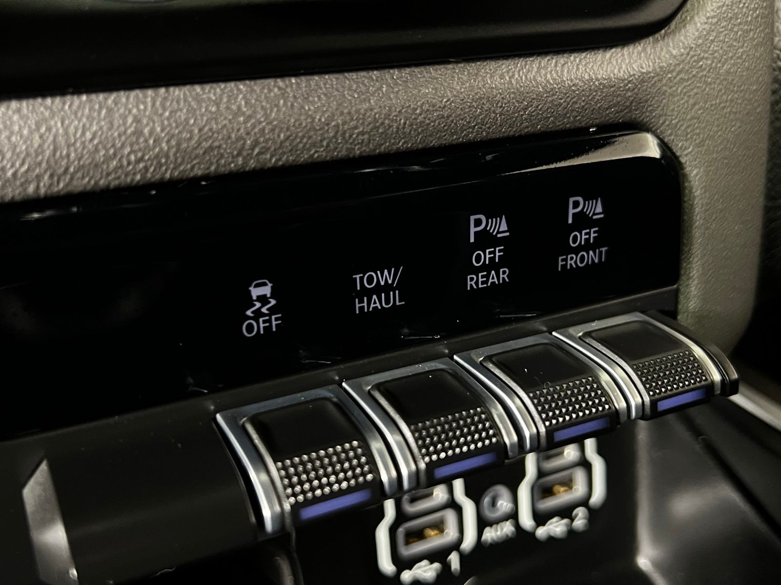 Thumbnail: 2022 RAM 1500 - 19