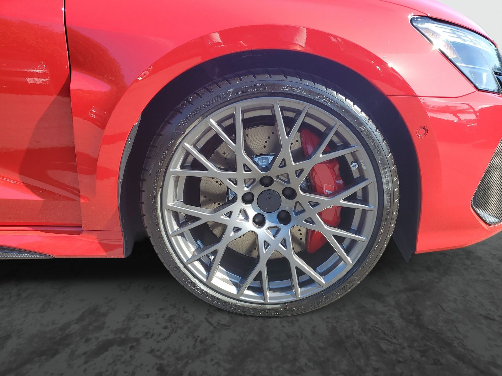 Vehicle photo