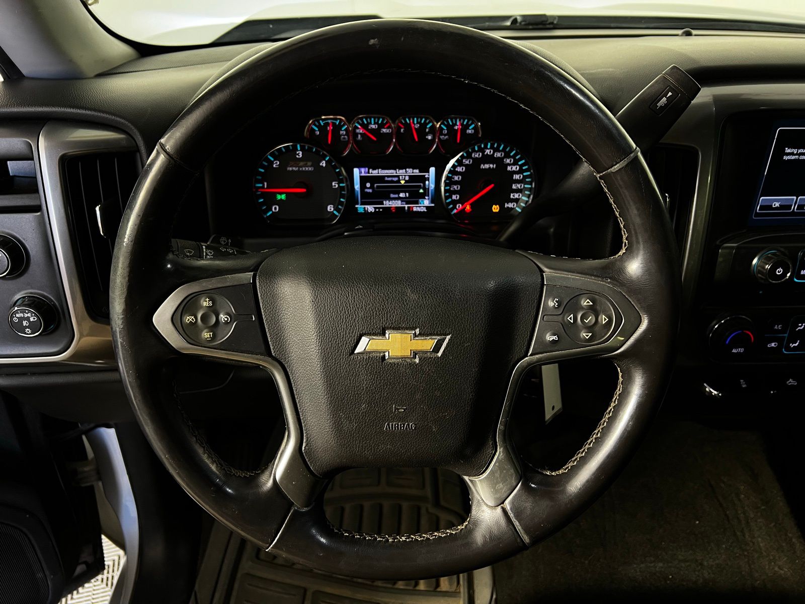 Thumbnail: 2017 Chevrolet Silverado 1500 - 9