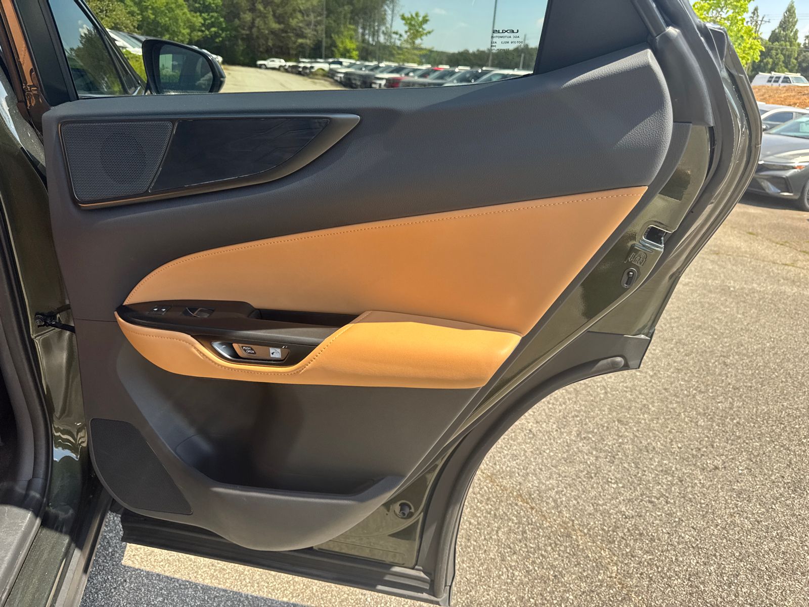 2024 Lexus NX 250 - Photo 16