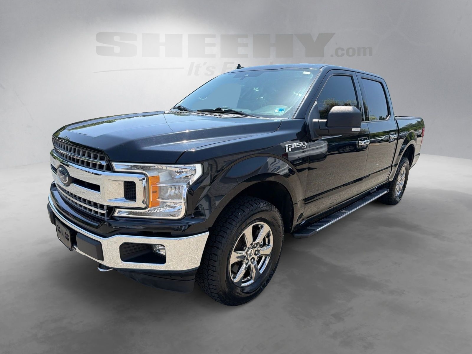 Certified Used 2020 Black Metallic Ford XLT image 16