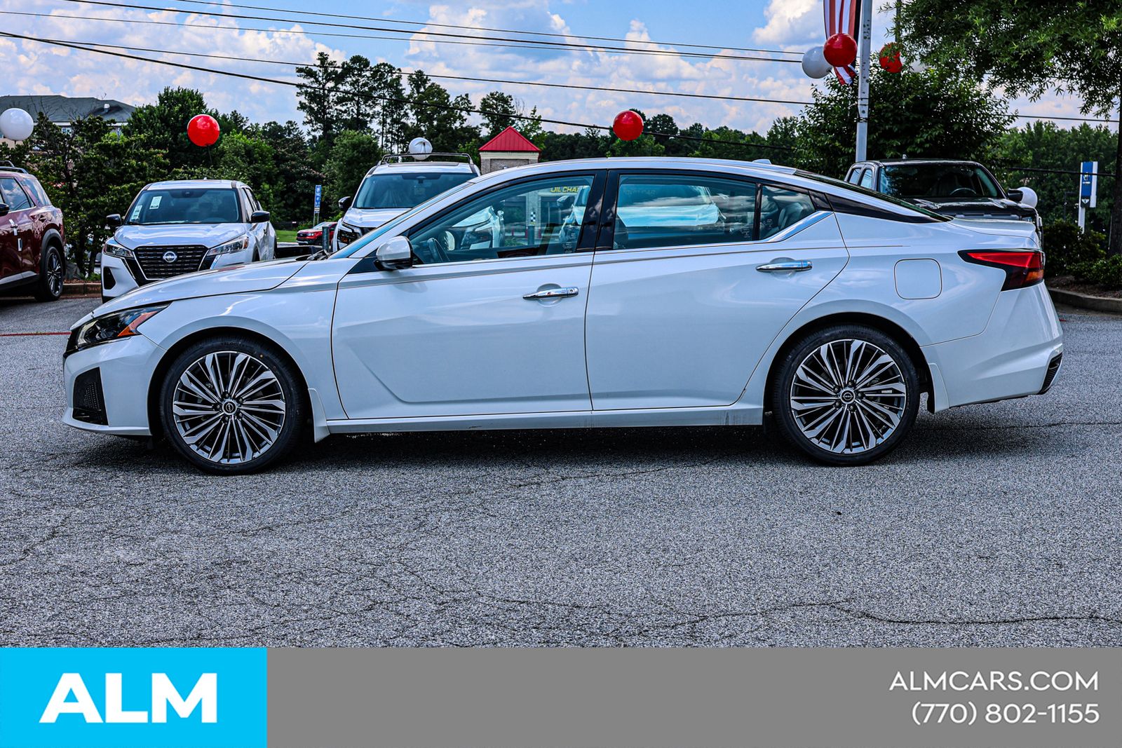 Used 2023 White Nissan 2.5 SL image 10