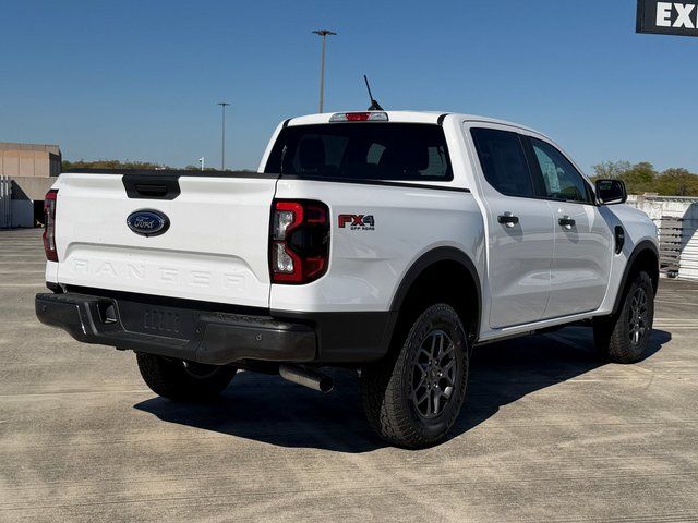 New 2025 Oxford White Ford XLT image 3