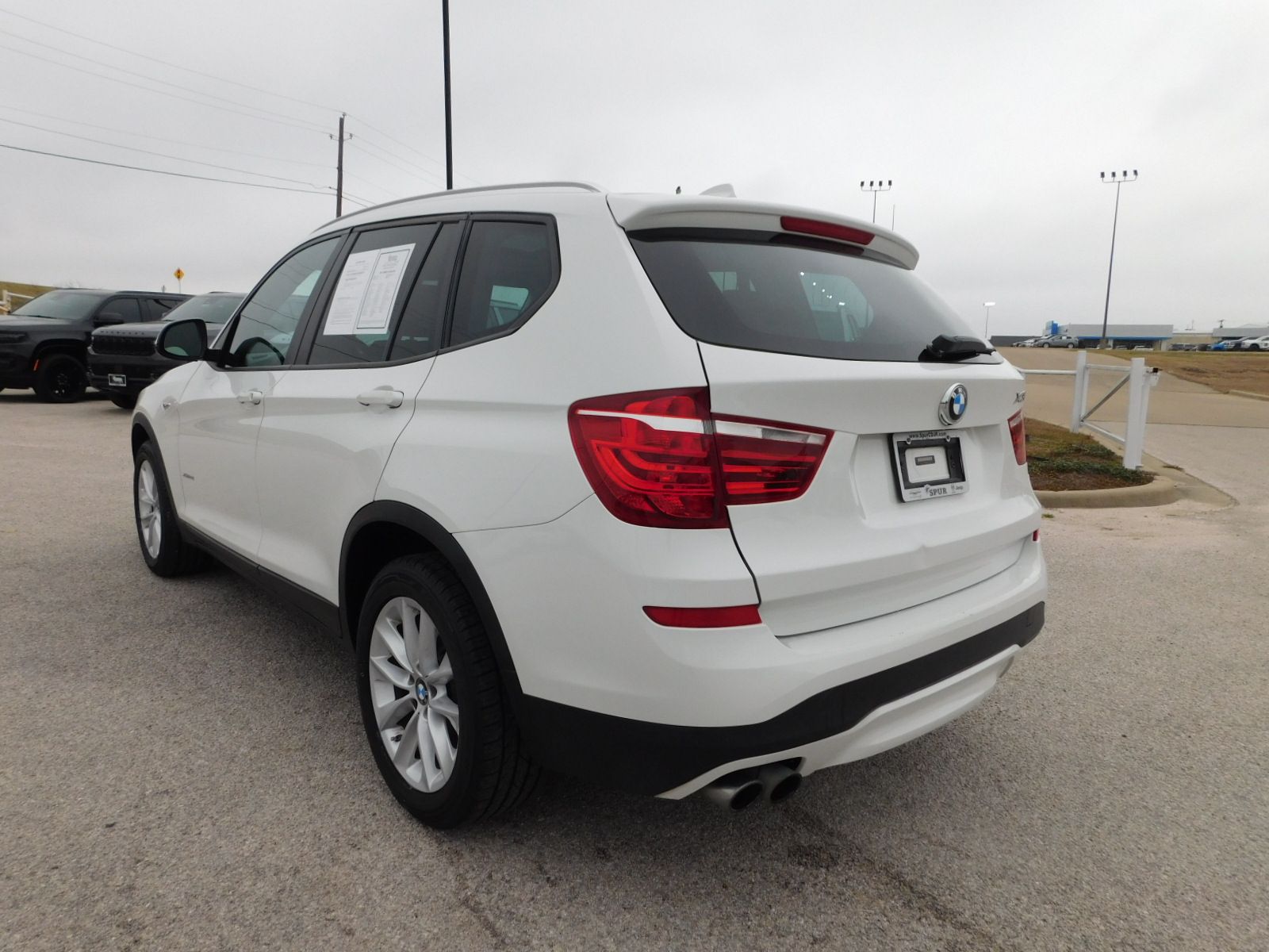 2017 BMW X3 xDrive28i 3