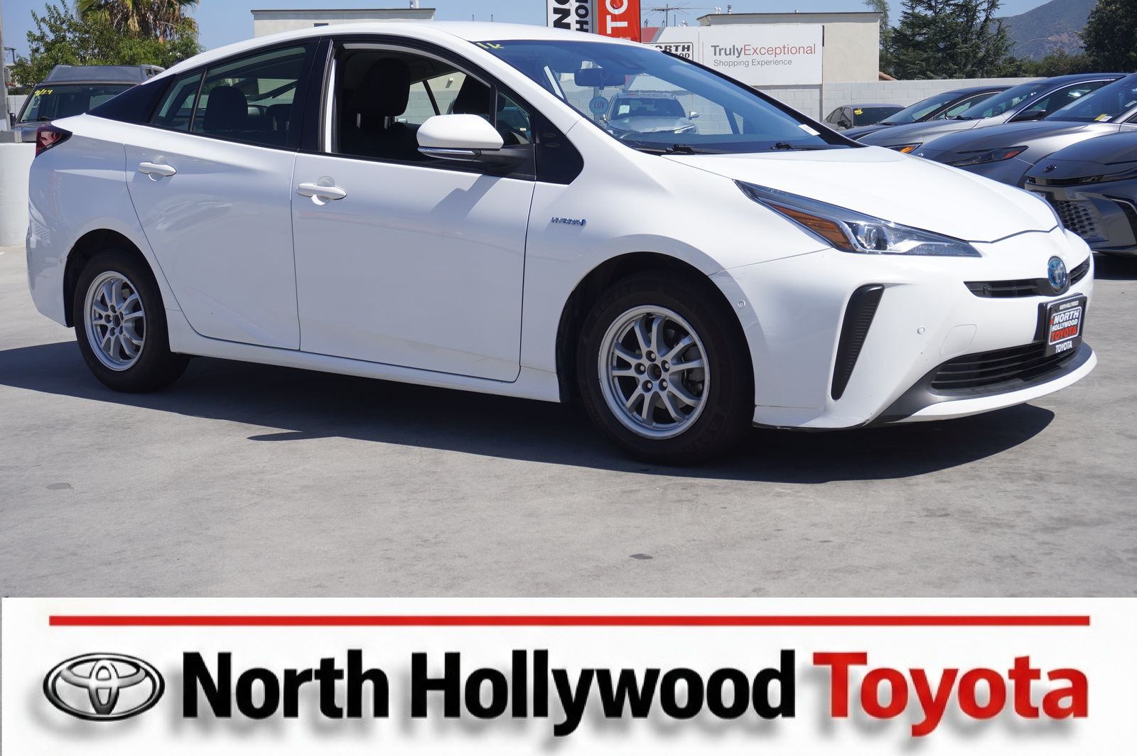 2022 Toyota Prius LE