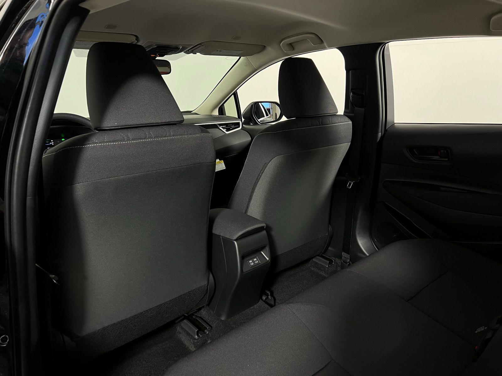 2025 Toyota Corolla LE 14