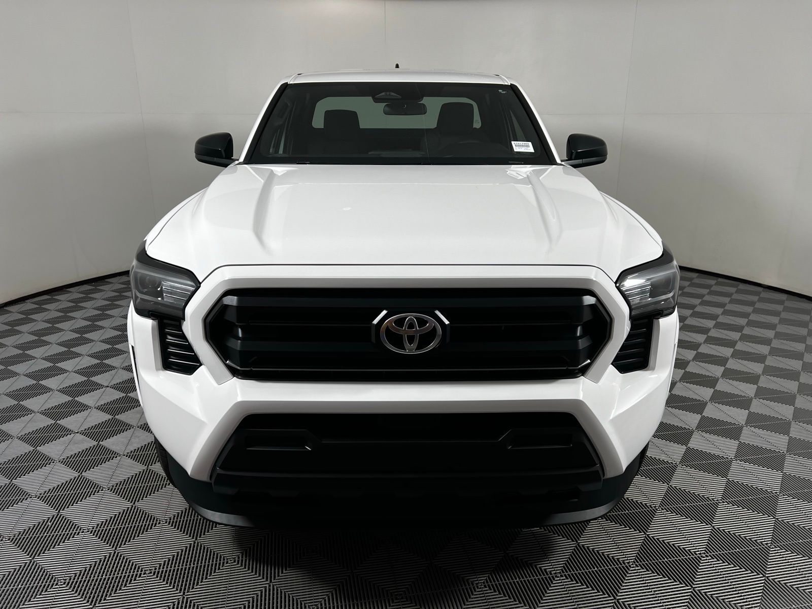 2025 Toyota Tacoma SR 3