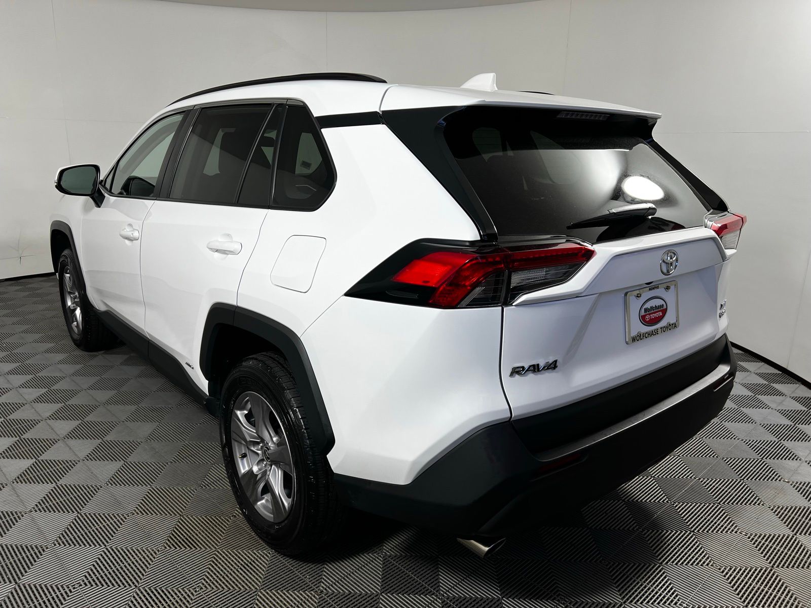 Thumbnail: 2025 Toyota RAV4 - 7