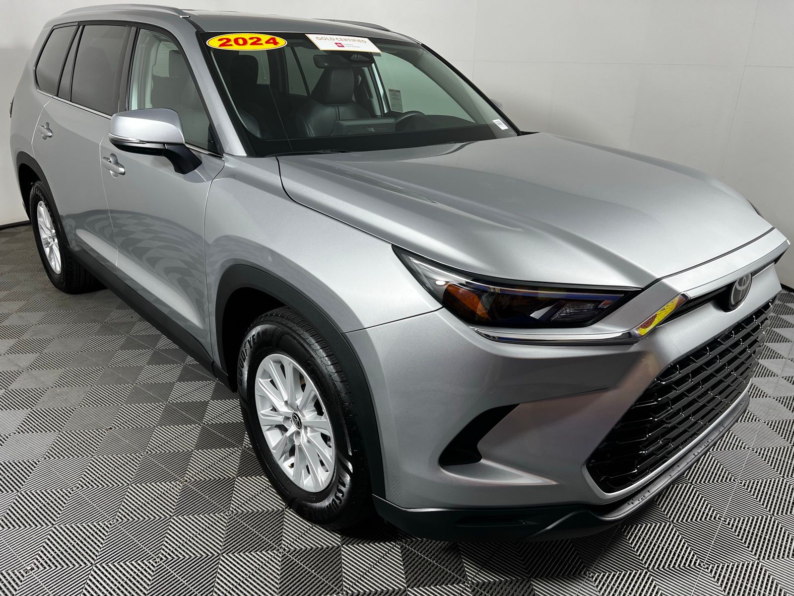 2024 Toyota Grand Highlander XLE 3