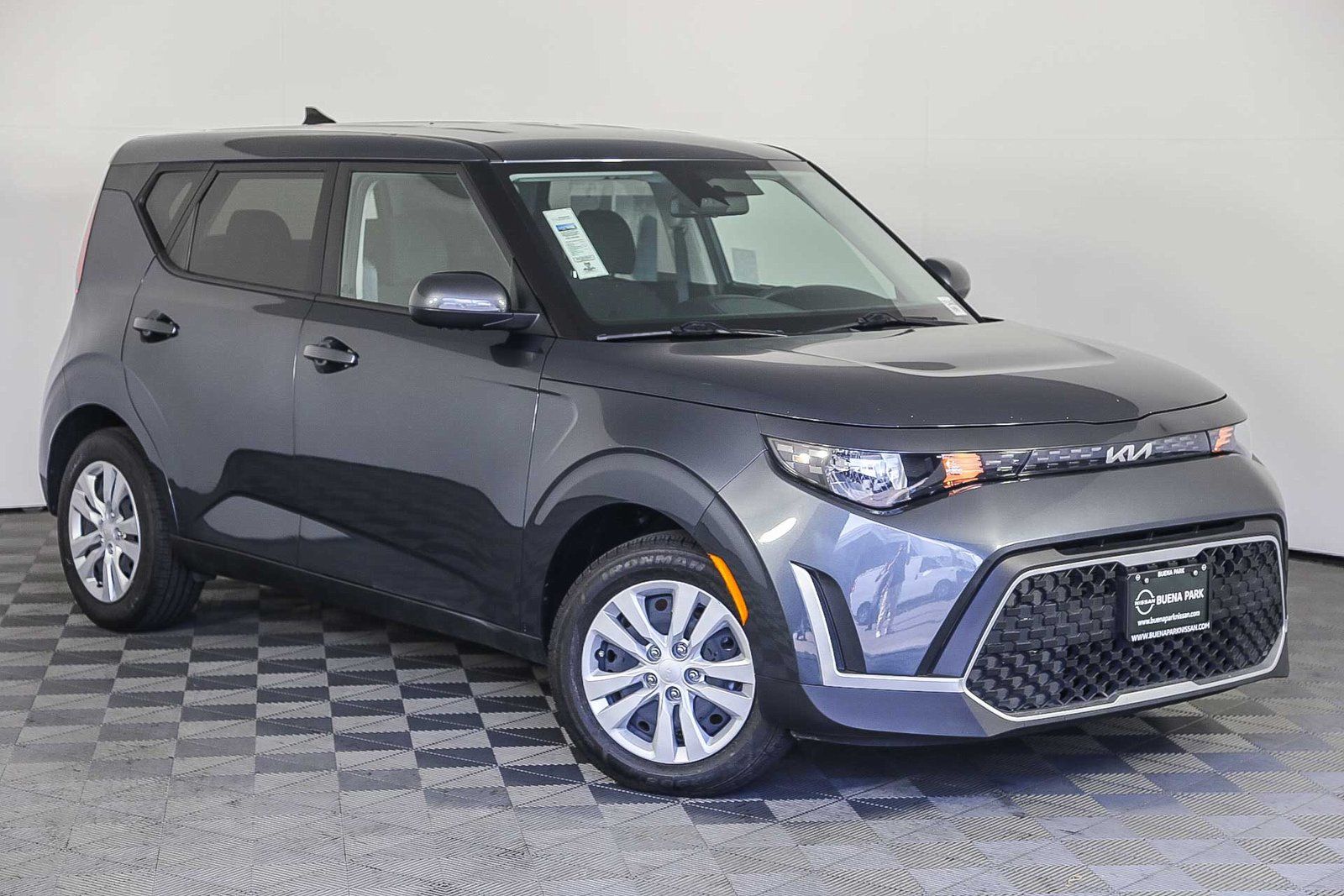 2023 Kia Soul LX FWD