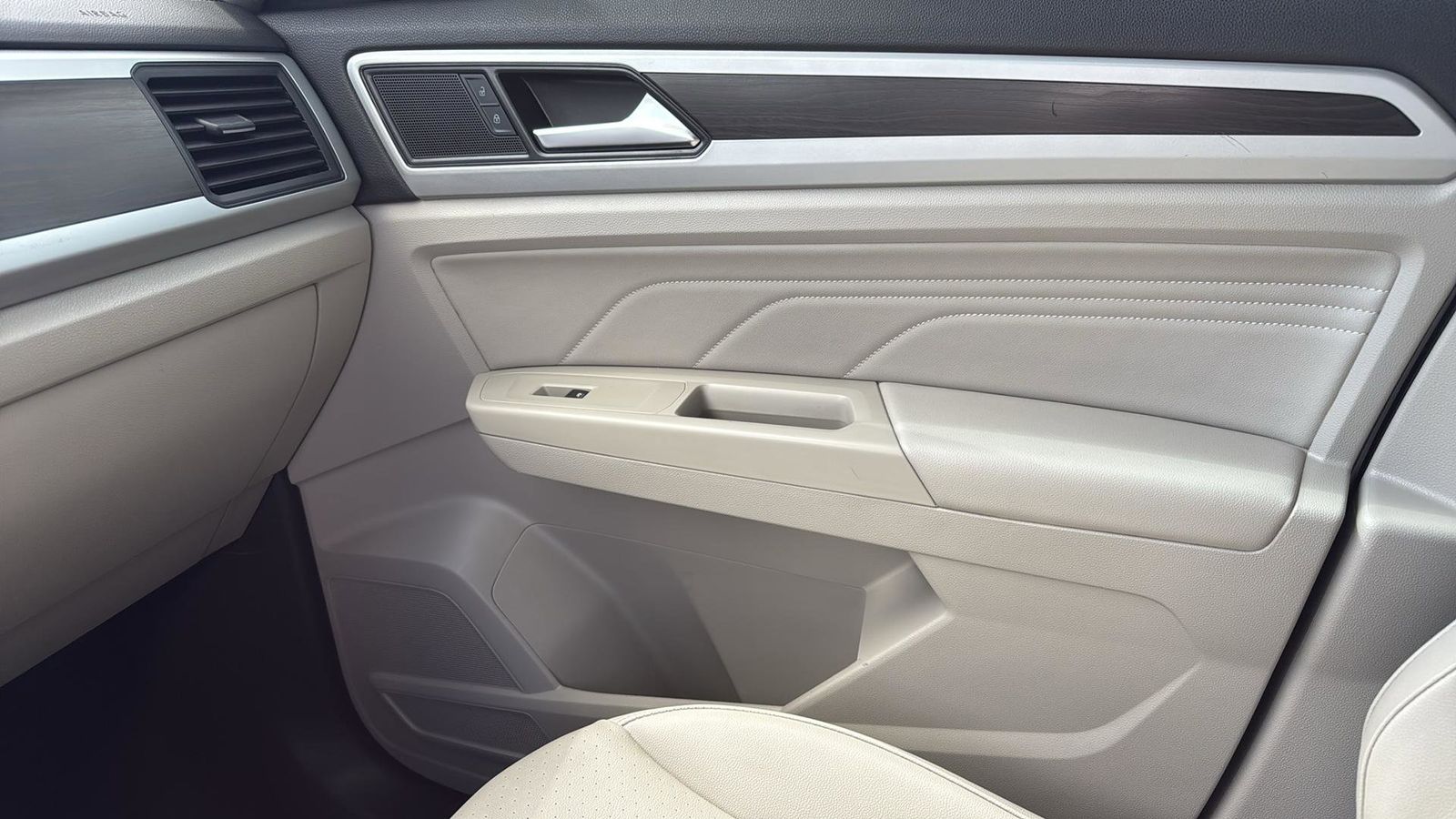 Used Car 2023 Volkswagen Atlas  2.0t Se For Sale Under $25,000 In Austin, Texas