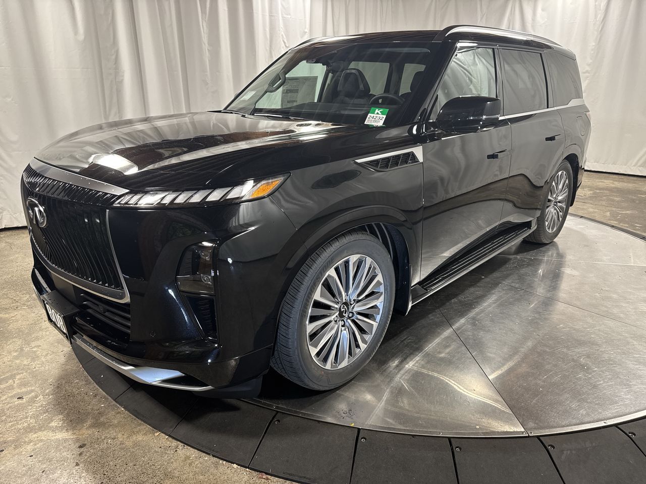 2025 INFINITI QX80 SENSORY