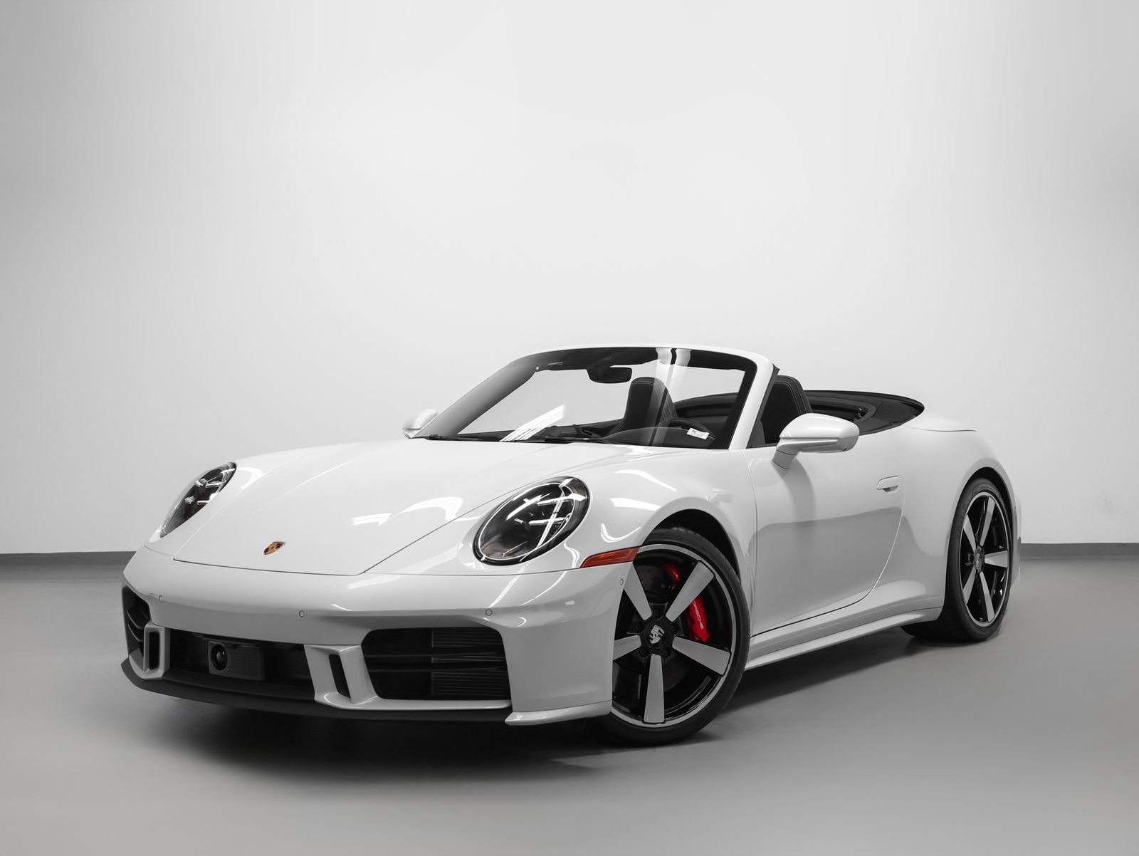 Ice Gray Metallic 2025 Porsche 911 Convertible Rear-Wheel Drive 8-Speed Automatic