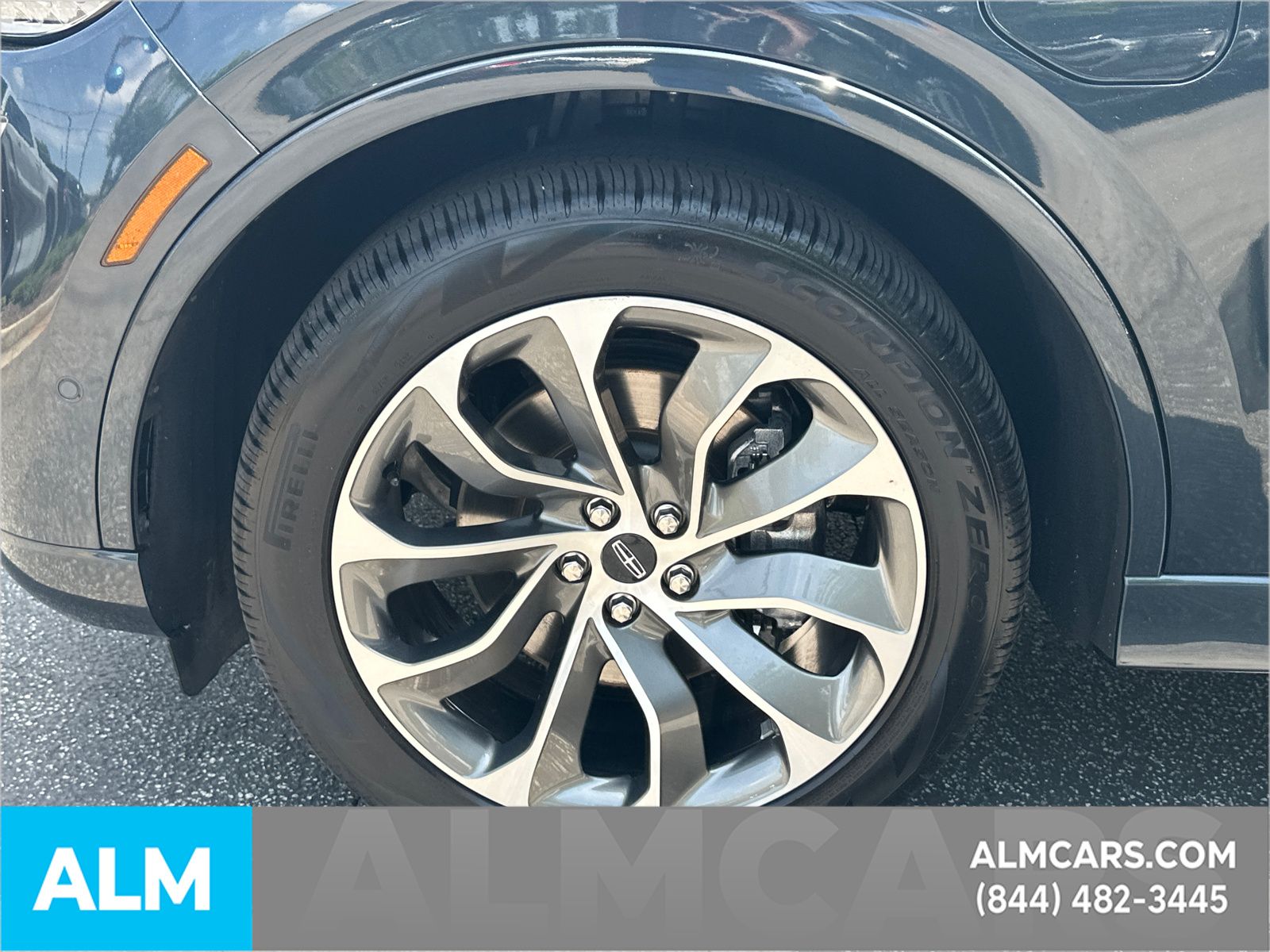 Used 2023 Blue Lincoln Grand Touring image 12