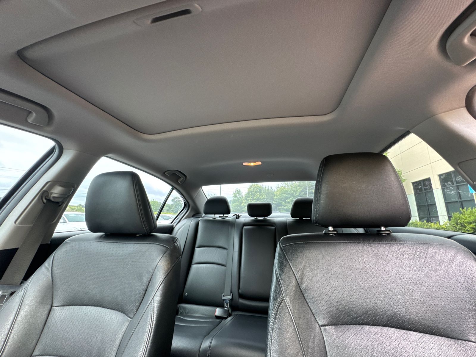 Used 2015  Honda EX-L image 30