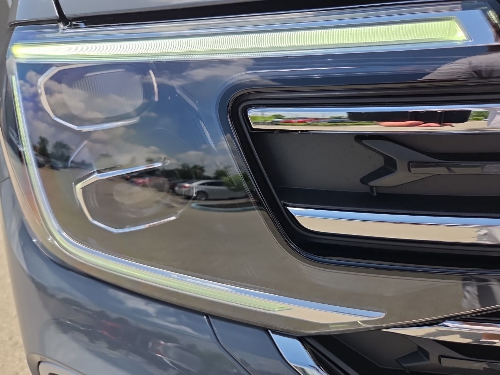 new 2026 Volkswagen Atlas car, priced at $45,654