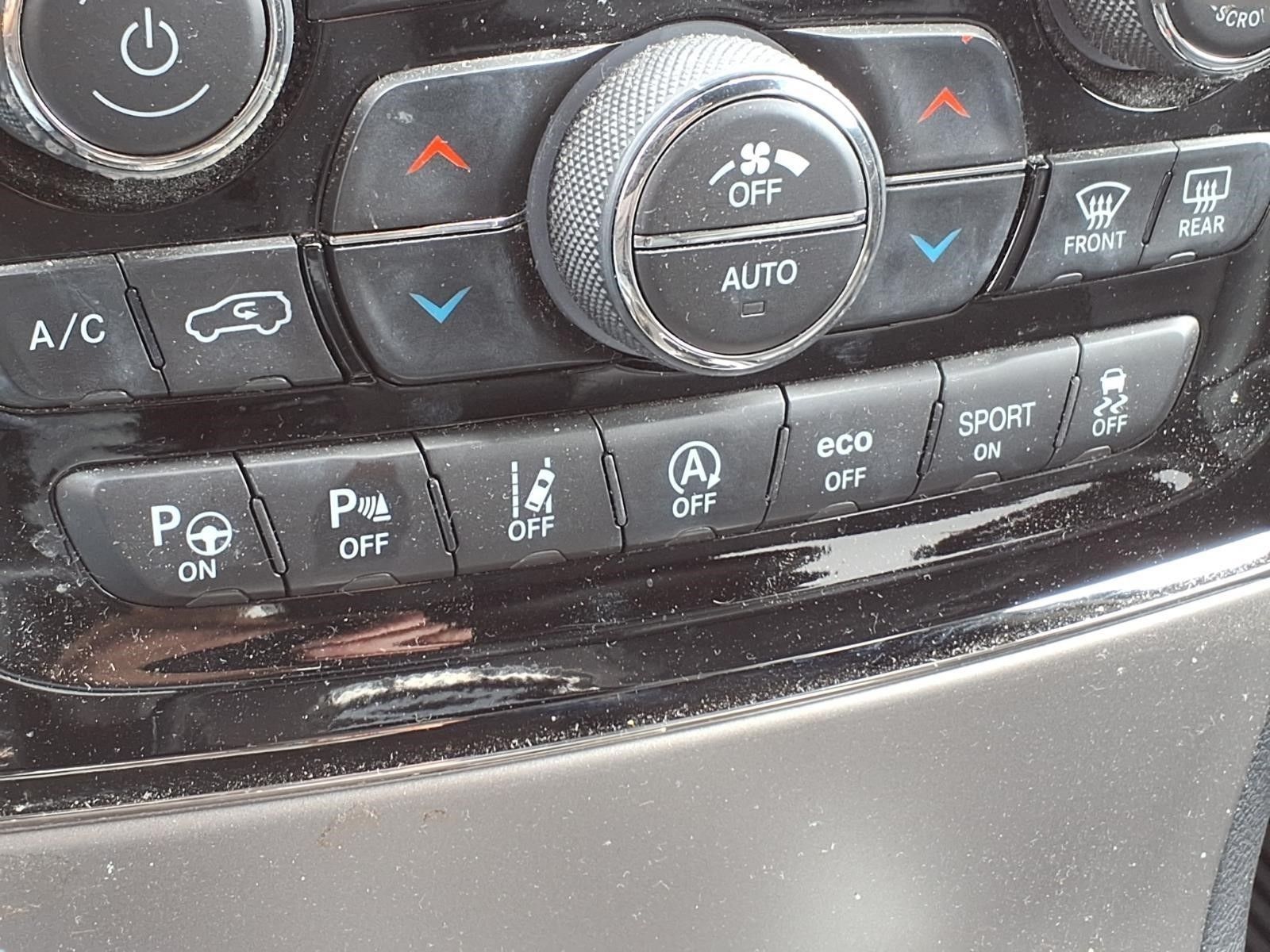 2020 Jeep Grand Cherokee High Altitude Silver at Community Toyota