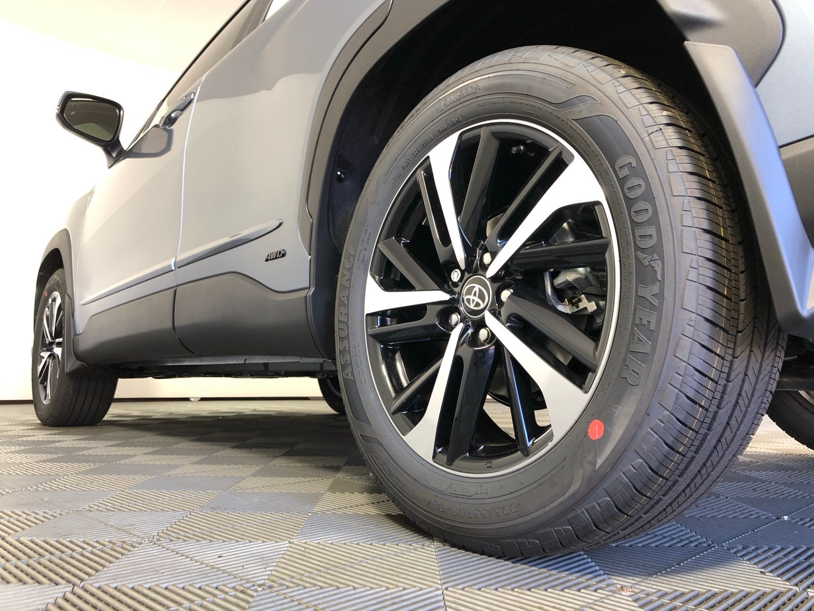 2025 Toyota Corolla Cross XSE 23