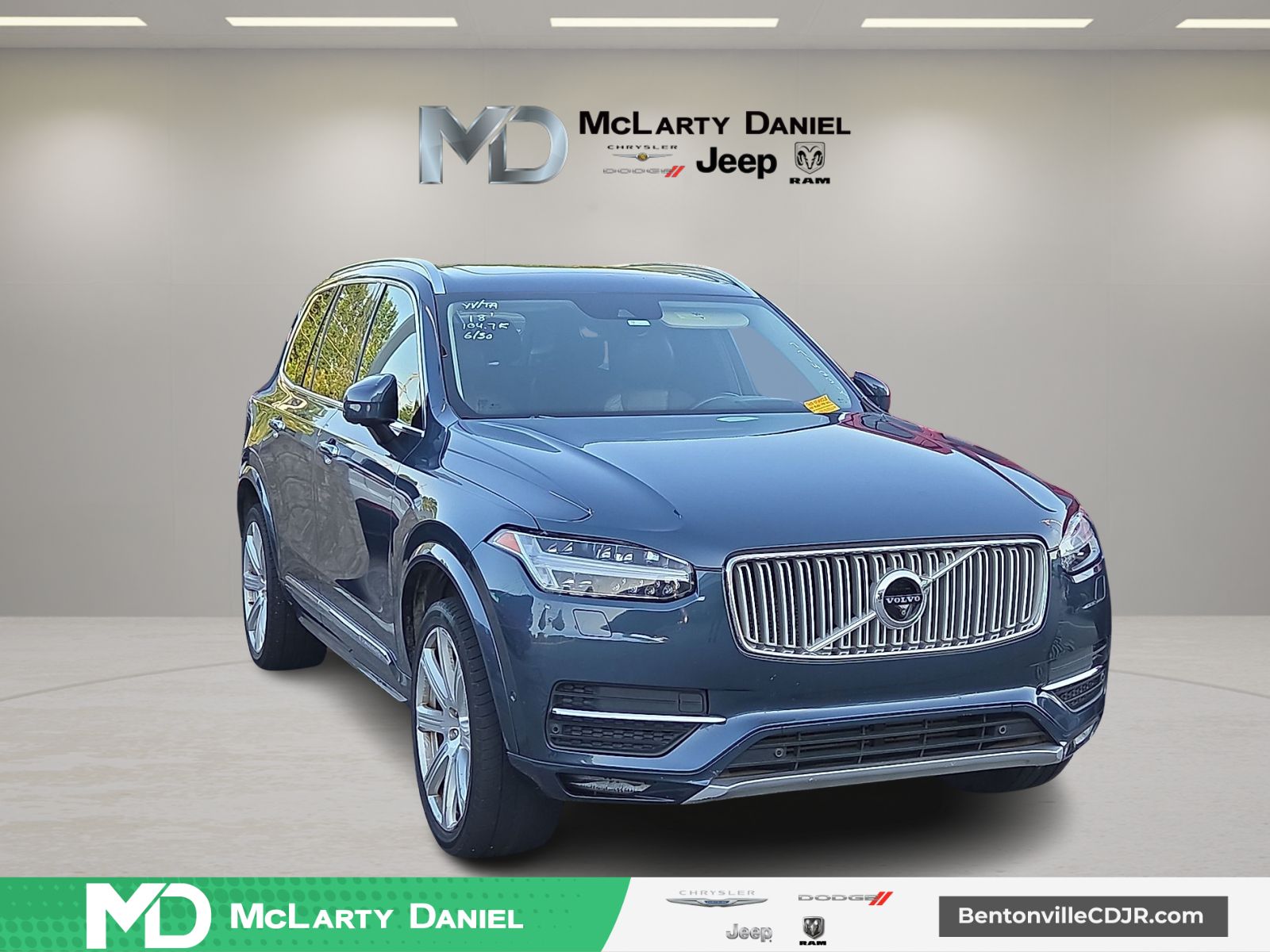 Bursting Blue Metallic 2018 Volvo XC90 SUV / Crossover All-Wheel Drive Automatic