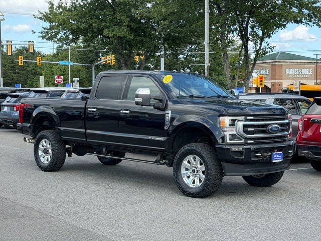  2022 Ford F-350 Super Duty Platinum Crew Cab 4WD   