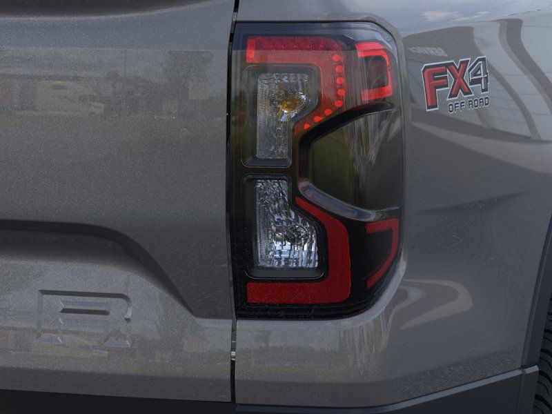 New 2026 Carbonized Gray Metallic Ford XLT image 21