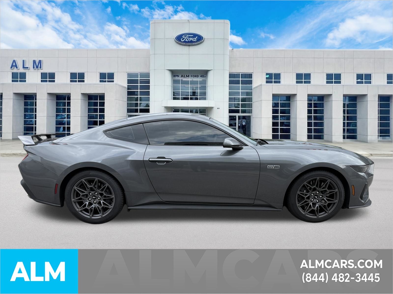 Certified Used 2025 Carbonized Gray Metallic Ford GT Premium image 5