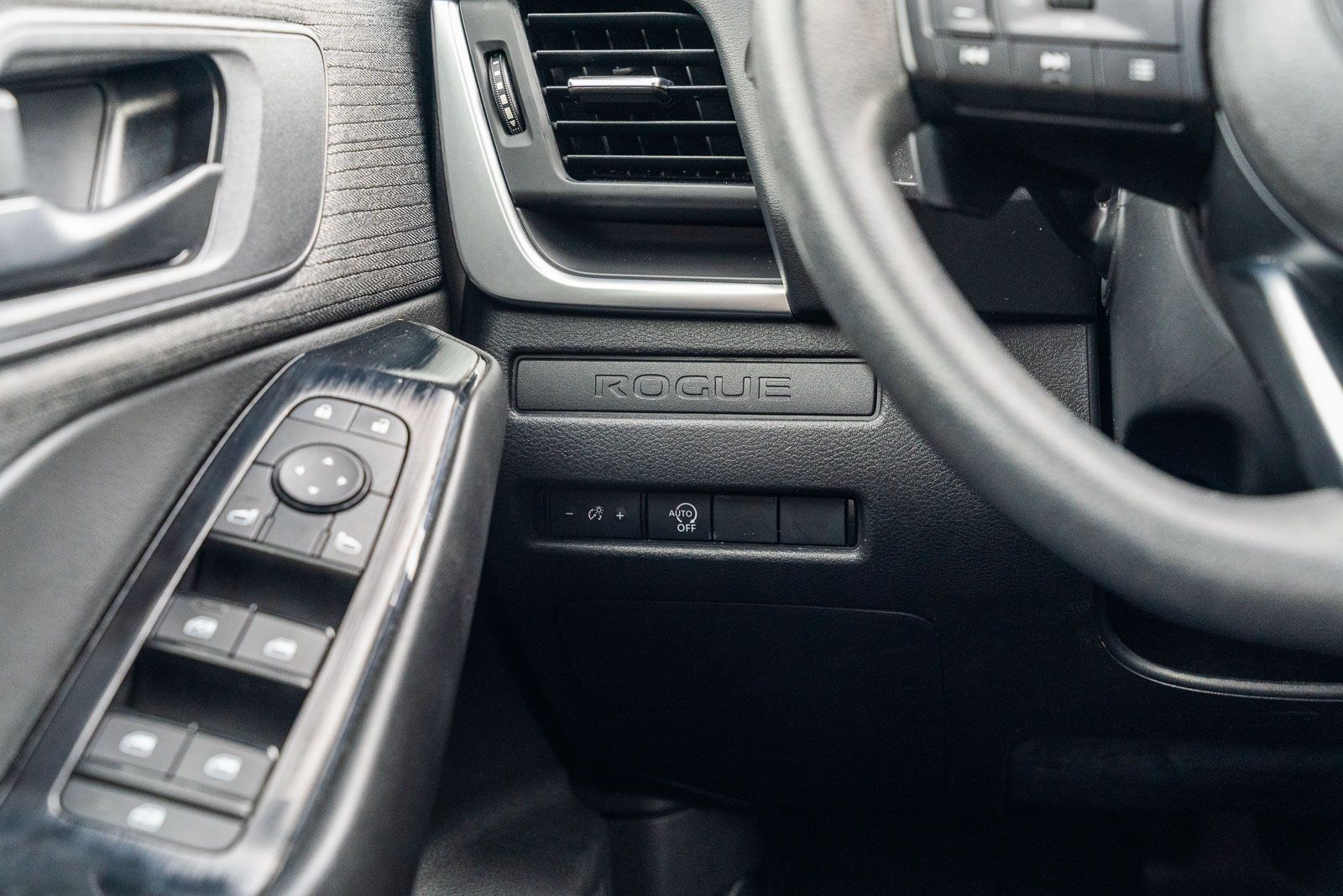Used 2023 Nissan Rogue SUV