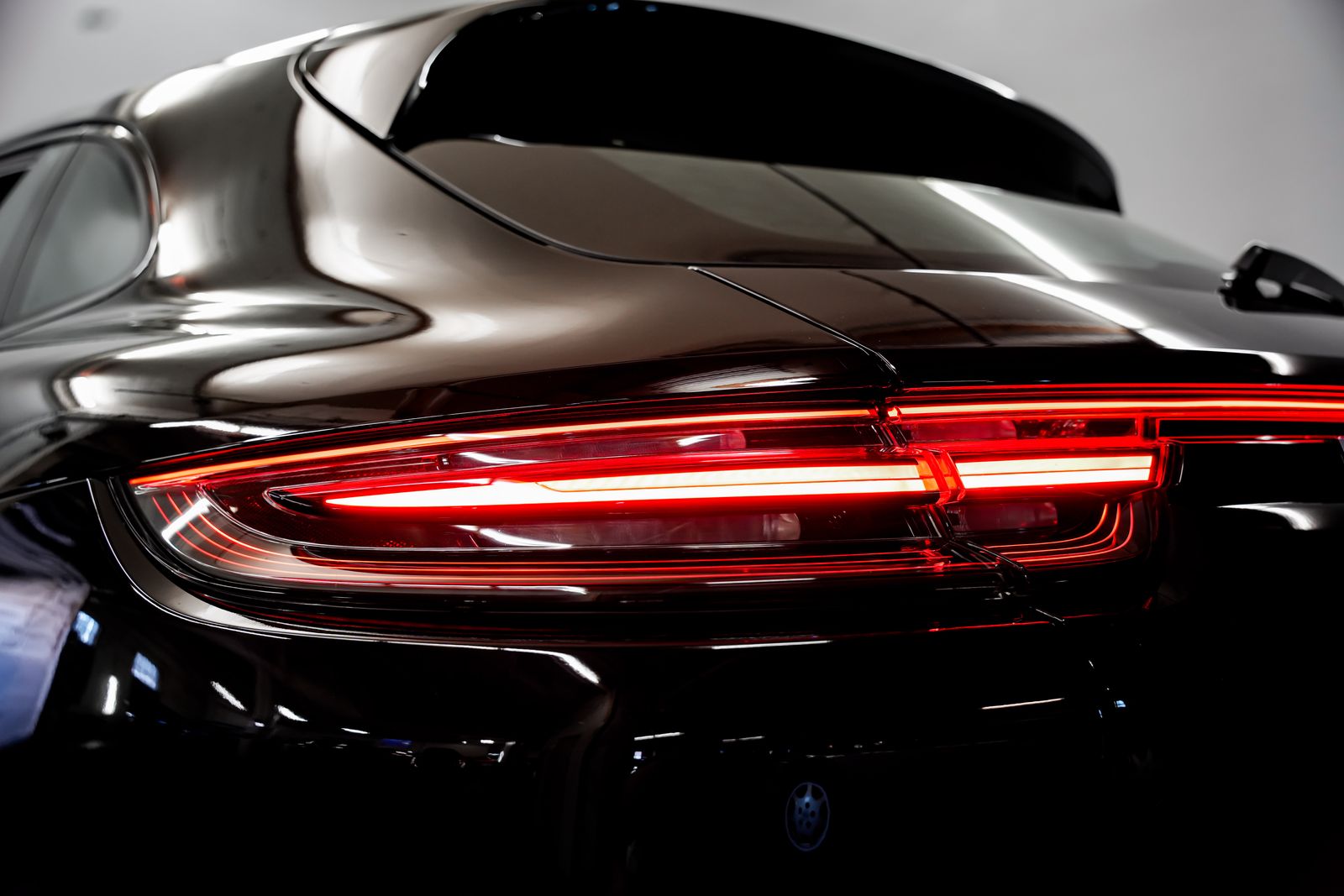 2018 Porsche Panamera Sport Turismo 4S — photo 40