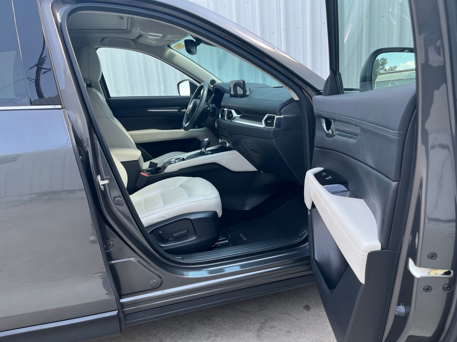 Used Car 2021 Mazda Cx-5  Grand Touring For Sale Under $25,000 In Austin, Texas