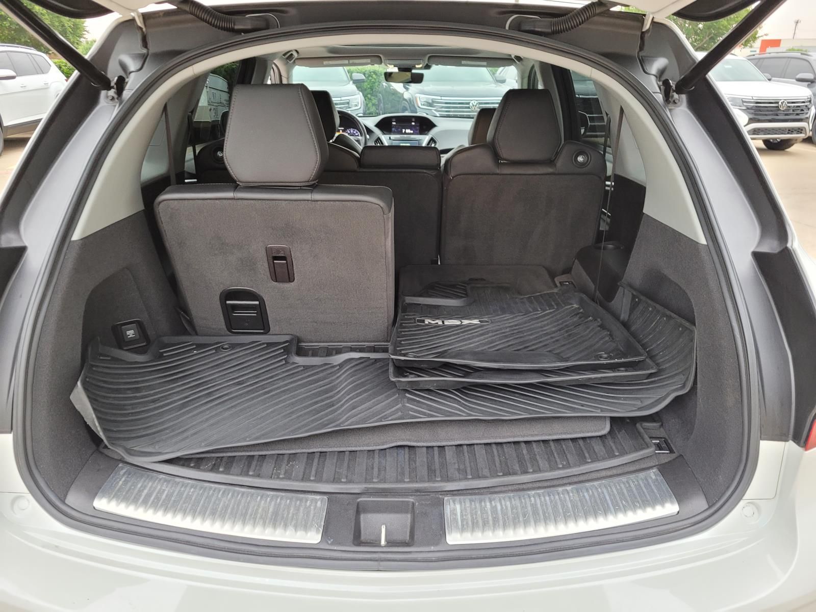 used 2020 Acura MDX car, priced at $20,500