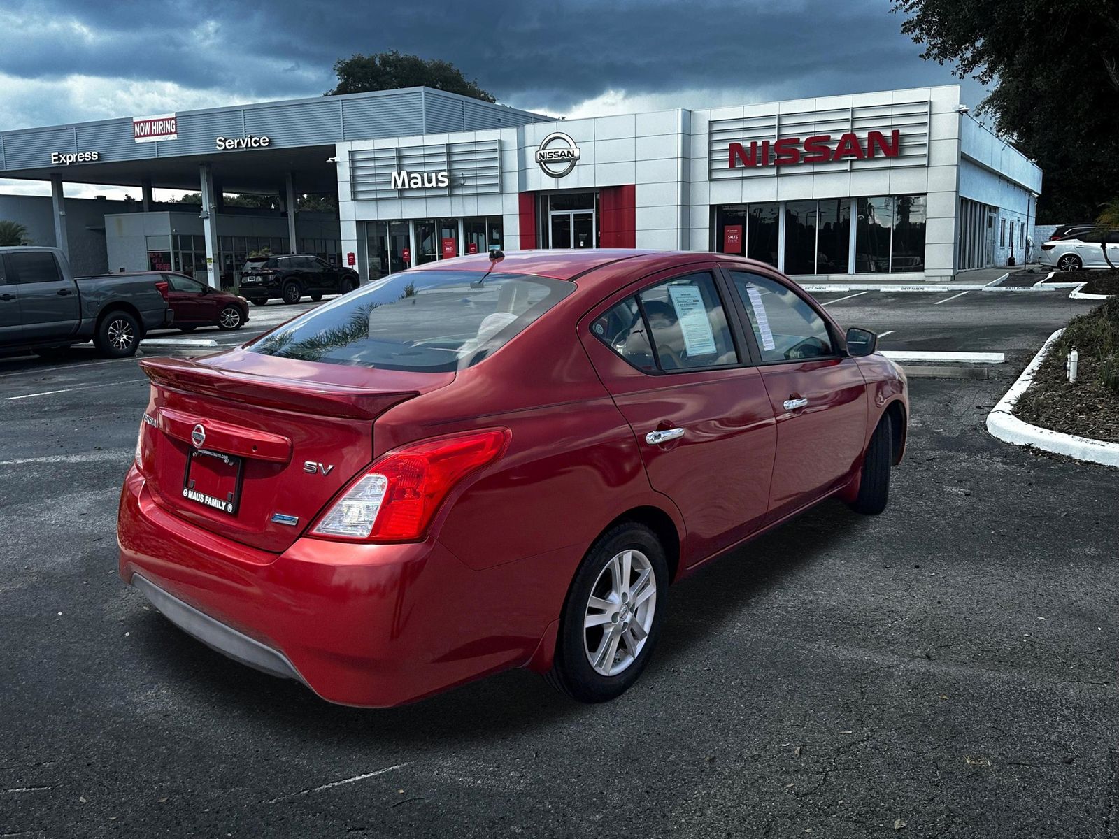 Used 2015 Nissan Versa 1.6 SV 4D Sedan