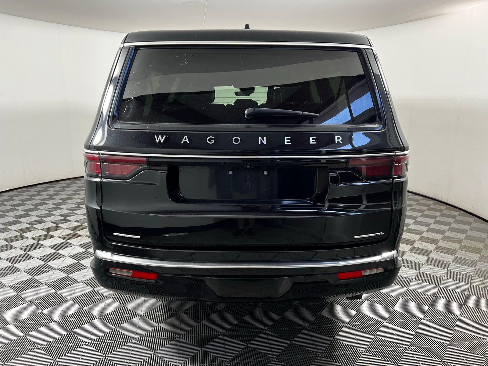 2023 Jeep Wagoneer Series II 6