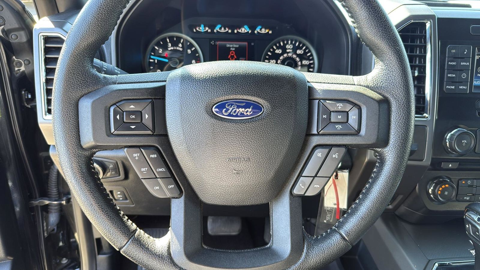 Used Car 2015 Ford F-150  Xlt For Sale Under $25,000 In Austin, Texas