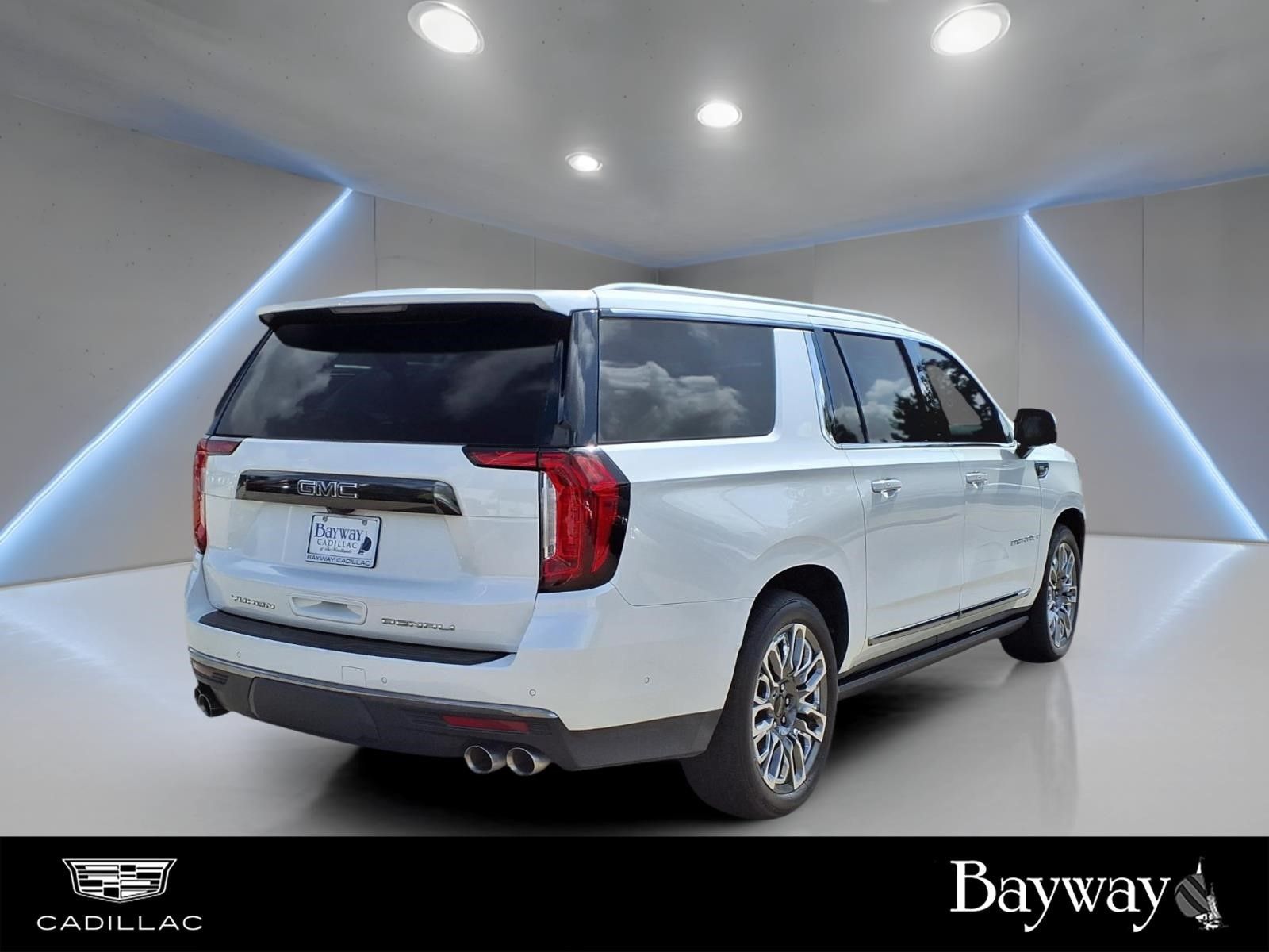 2024 GMC Yukon XL Denali Ultimate White at River Oaks CDJR
