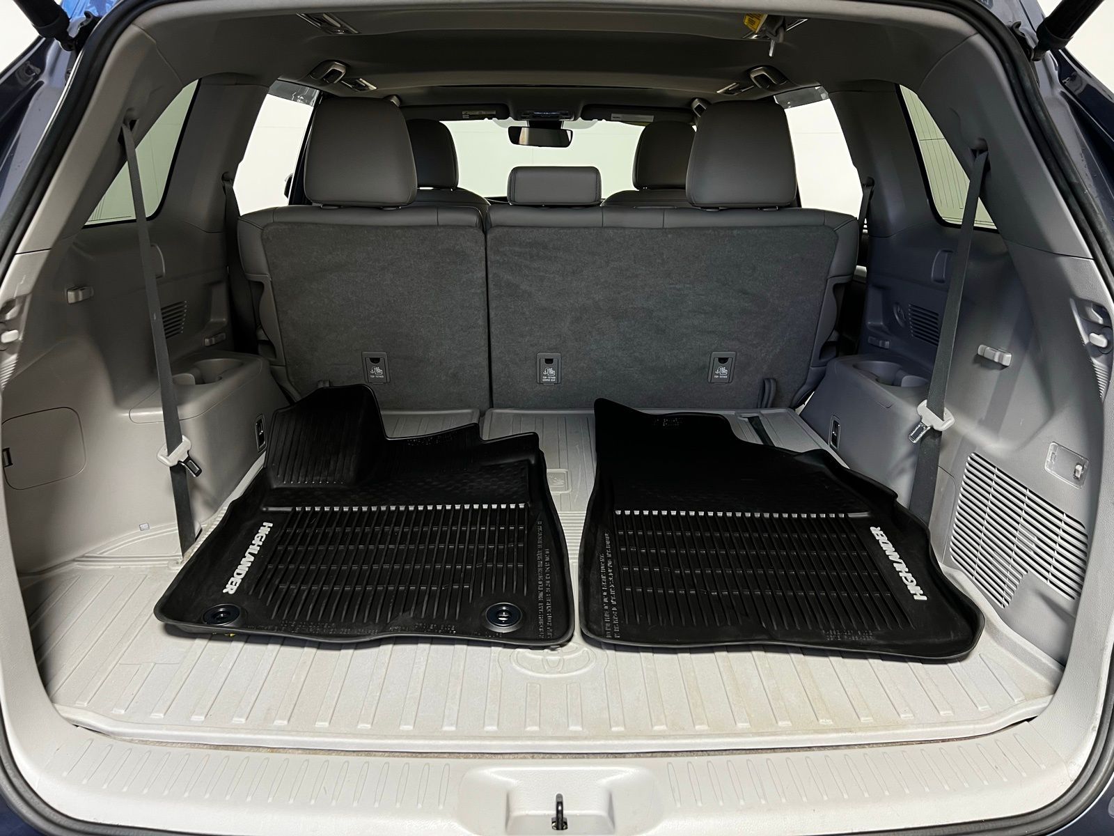 2017 Toyota Highlander XLE 30